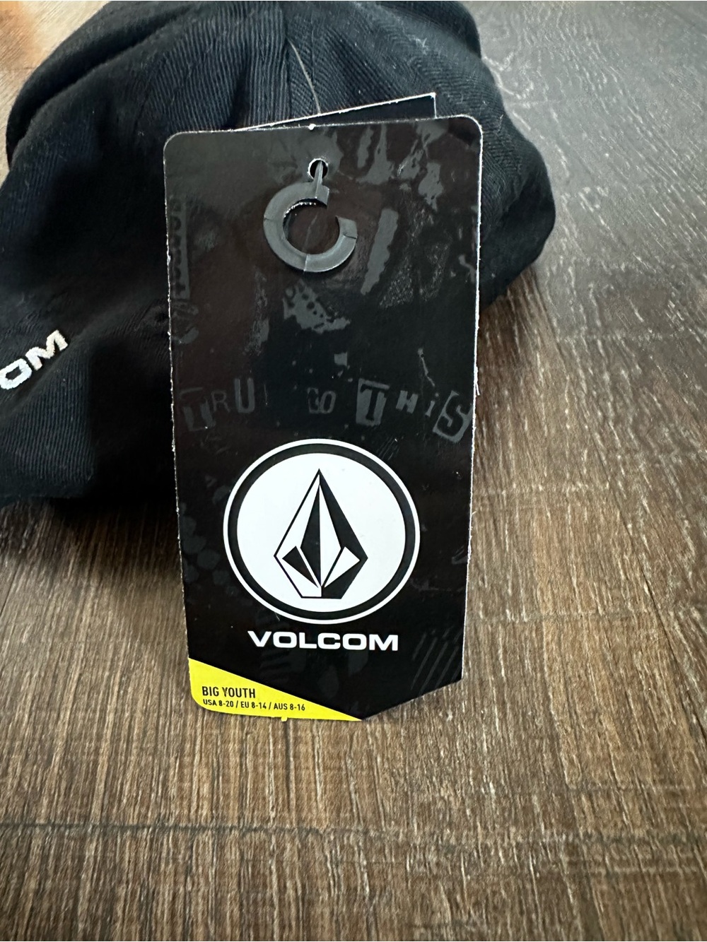 NEW Volcom Black Youth Flexfit Cap with White Stone Logo - Picture 8 of 11